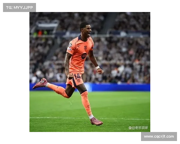 拉什福德分享训练日常:健身房与球场的汗水成就每一次进步 拉什福德分享训练日常:健身房与球场的汗水成就每一次进步